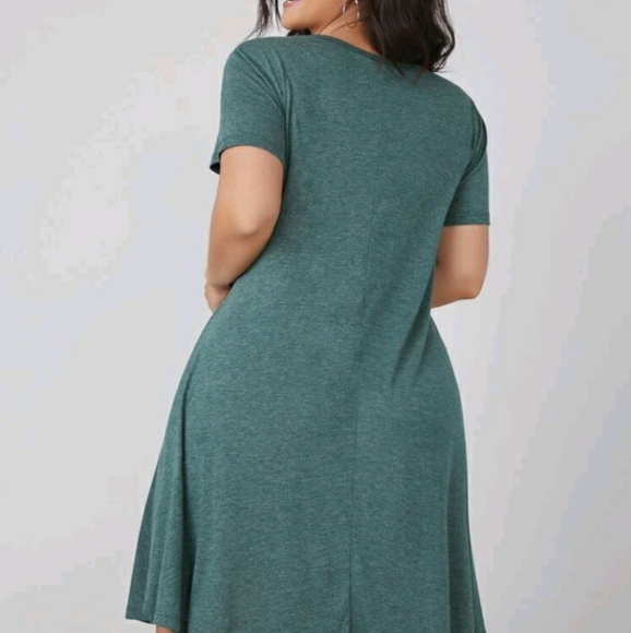 NEW Plus Knit Pocket Dress - Picture 3 of 7